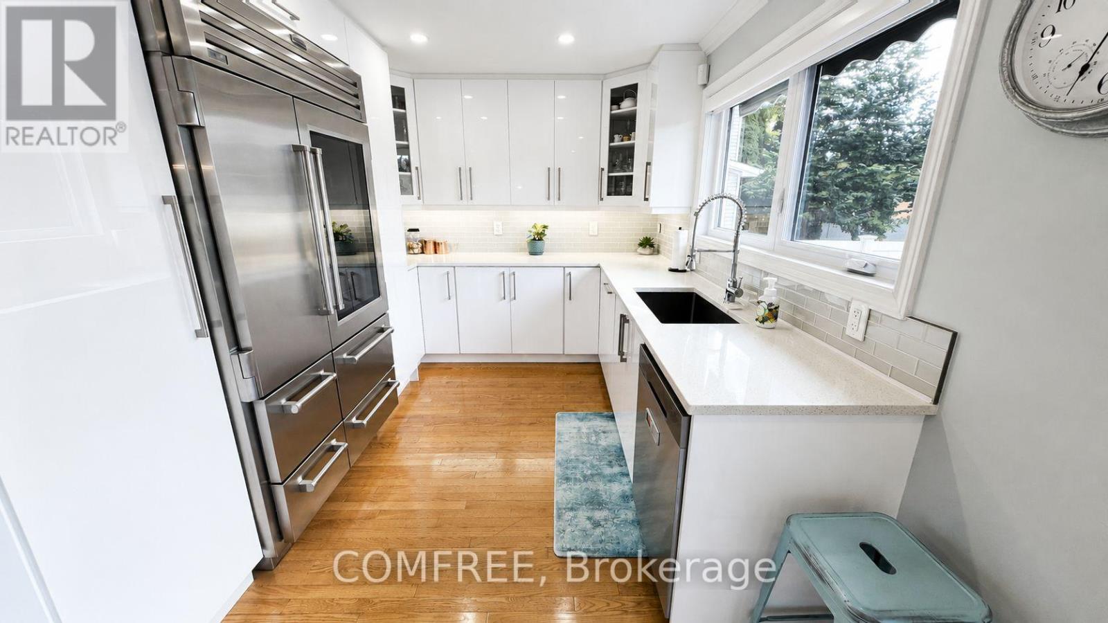 1960 ROLLING BROOK DRIVE - Image 8