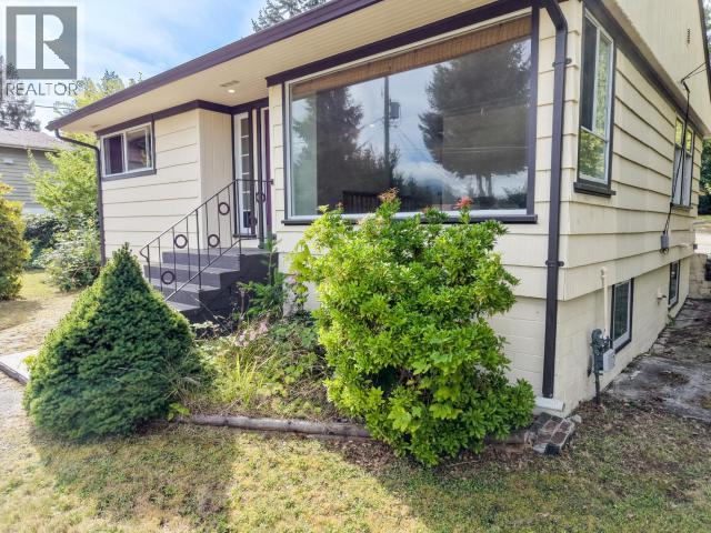 5392 DALE AVE - 35