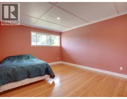 5392 Dale Ave, Powell River, BC V8A3W2 Photo 14