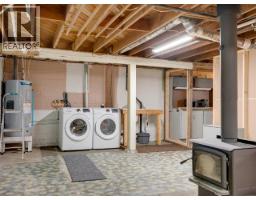 5392 Dale Ave, Powell River, BC V8A3W2 Photo 22