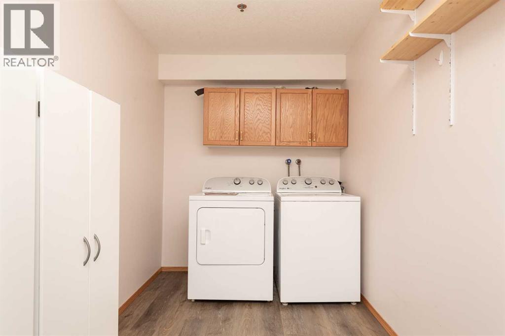 #104 75 1 Avenue S - 21