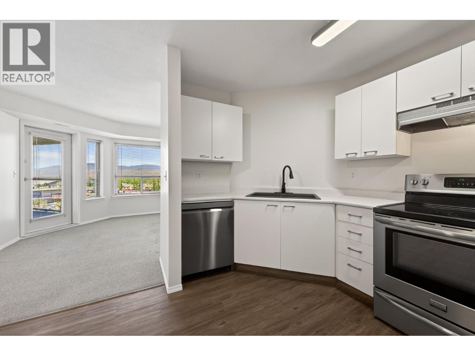 #605 629 Lansdowne Street, Kamloops, British Columbia, V2C1Y6, Kamloops, British Columbia — photo 4 of 5