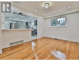 Kitchen - 9 Allister Avenue, Toronto, ON M1M3K7 Photo 10