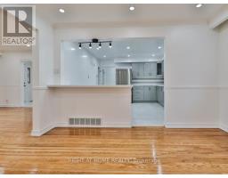 9 Allister Avenue, Toronto, ON M1M3K7 Photo 13