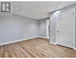 9 Allister Avenue, Toronto, ON M1M3K7 Photo 43