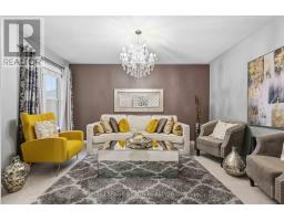 Family room - 55 Medland Avenue E, Whitby, ON L1P1S7 Photo 9