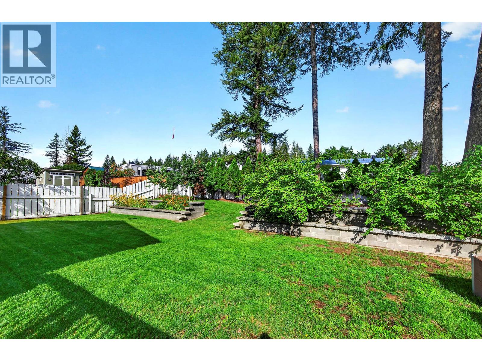 367 ROBSON Street - 28