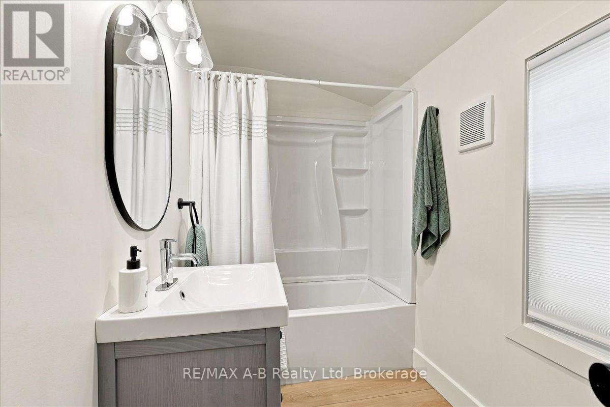 143 BRITANNIA STREET - Image 23