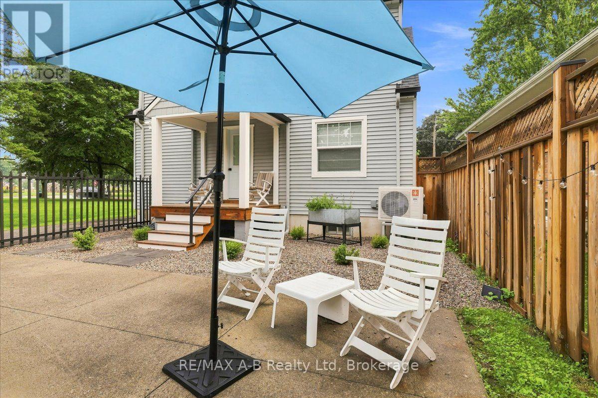 143 BRITANNIA STREET - 32