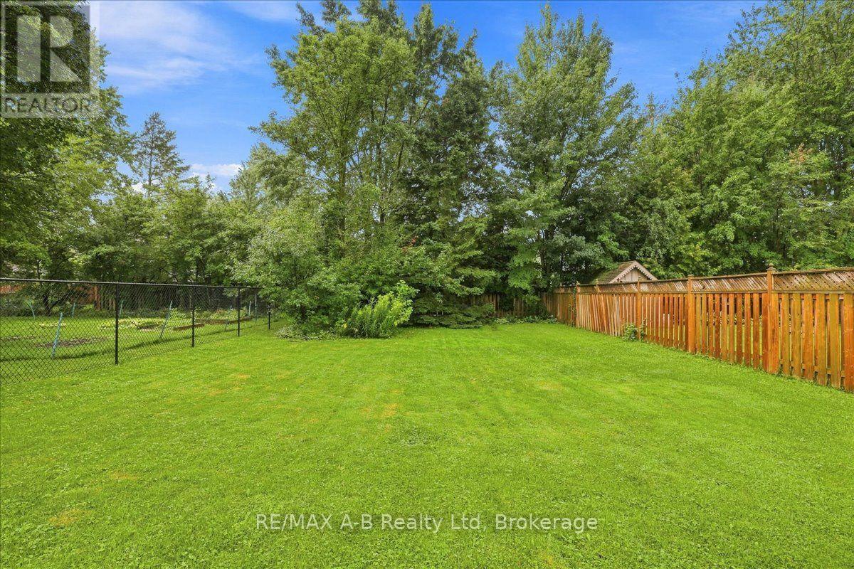 143 BRITANNIA STREET - 35