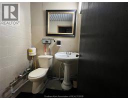 876 Richmond Street Unit# 2, Chatham, ON N7M5J5 Photo 9