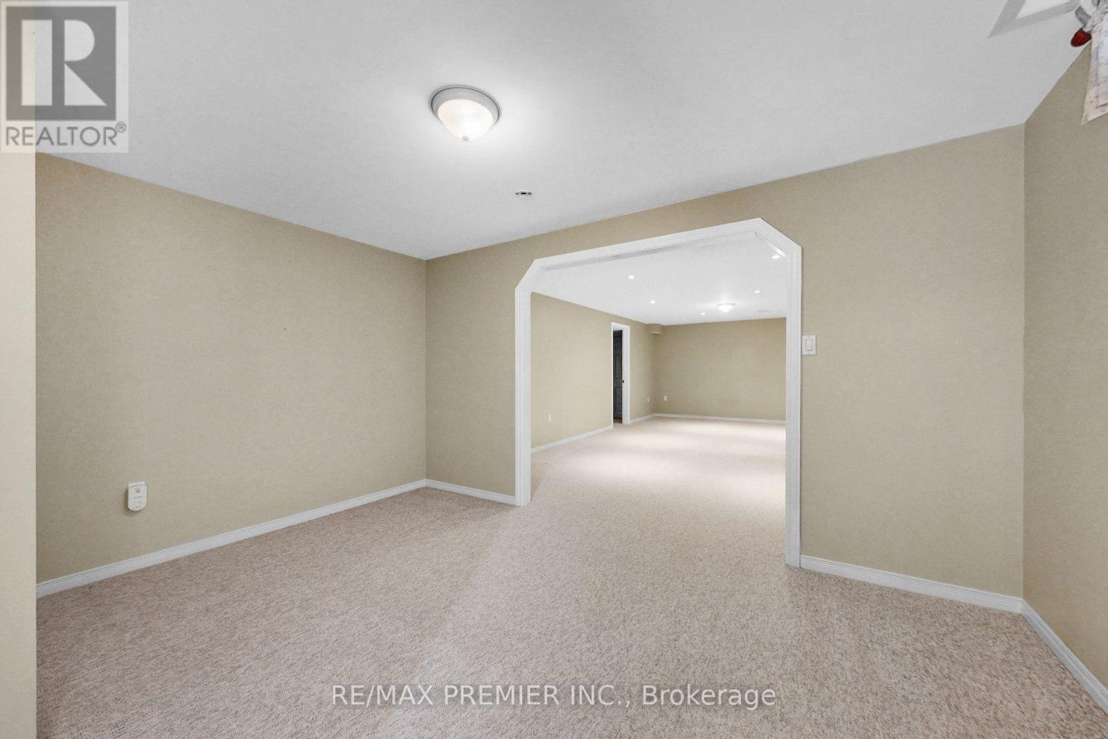 146 SOUTH BELAIR DRIVE - 26