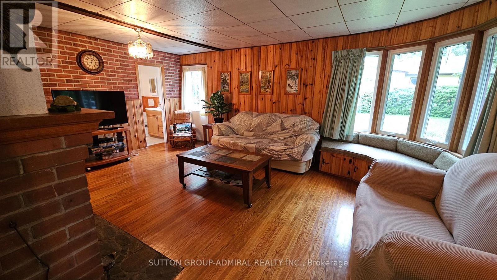 2392 LAKESHORE DRIVE - 17