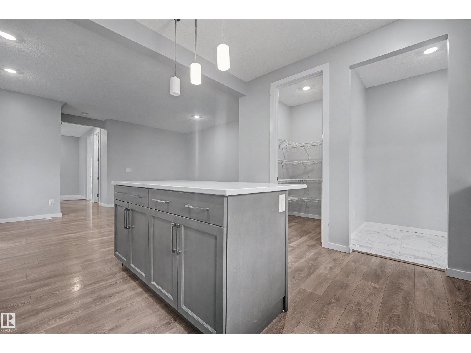 1825 25A ST NW - 13