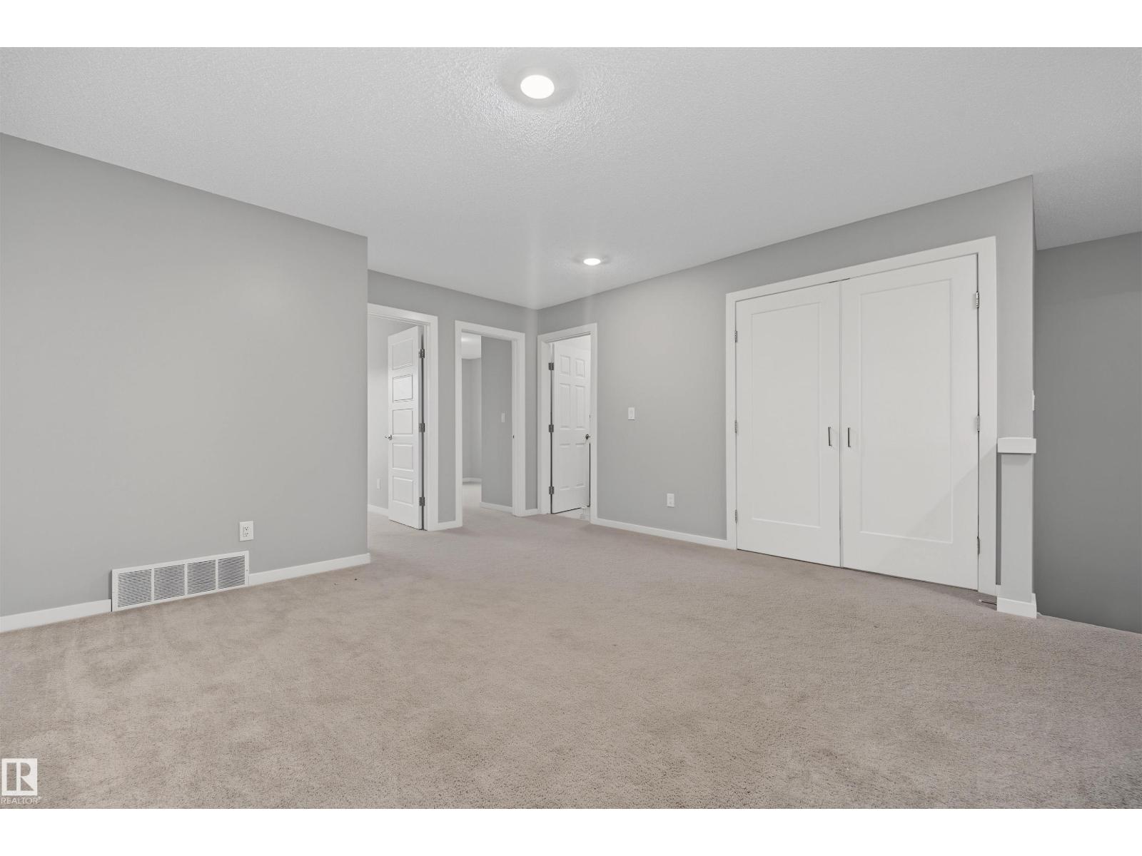 1825 25A ST NW - 20