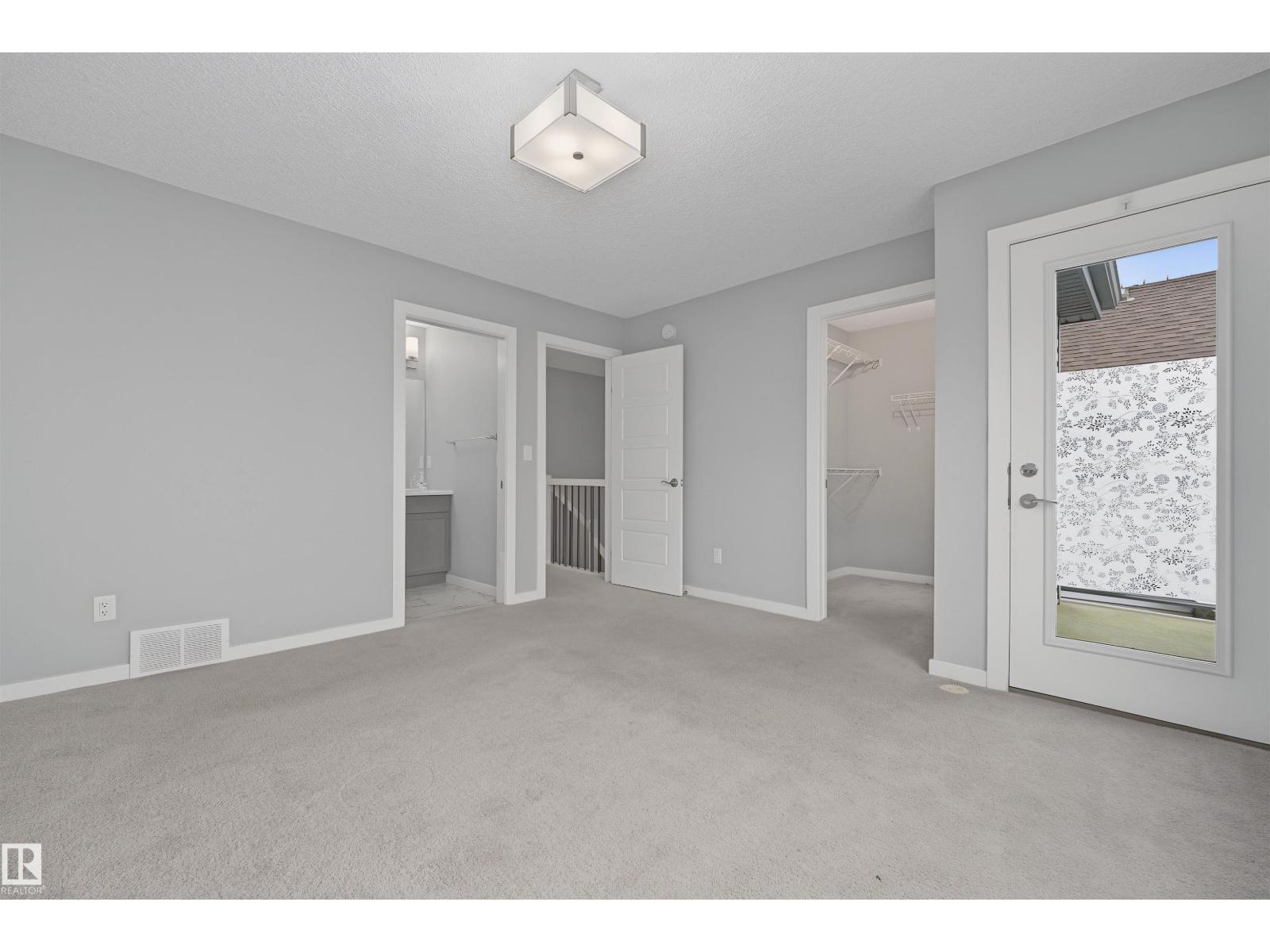 1825 25A ST NW - 23