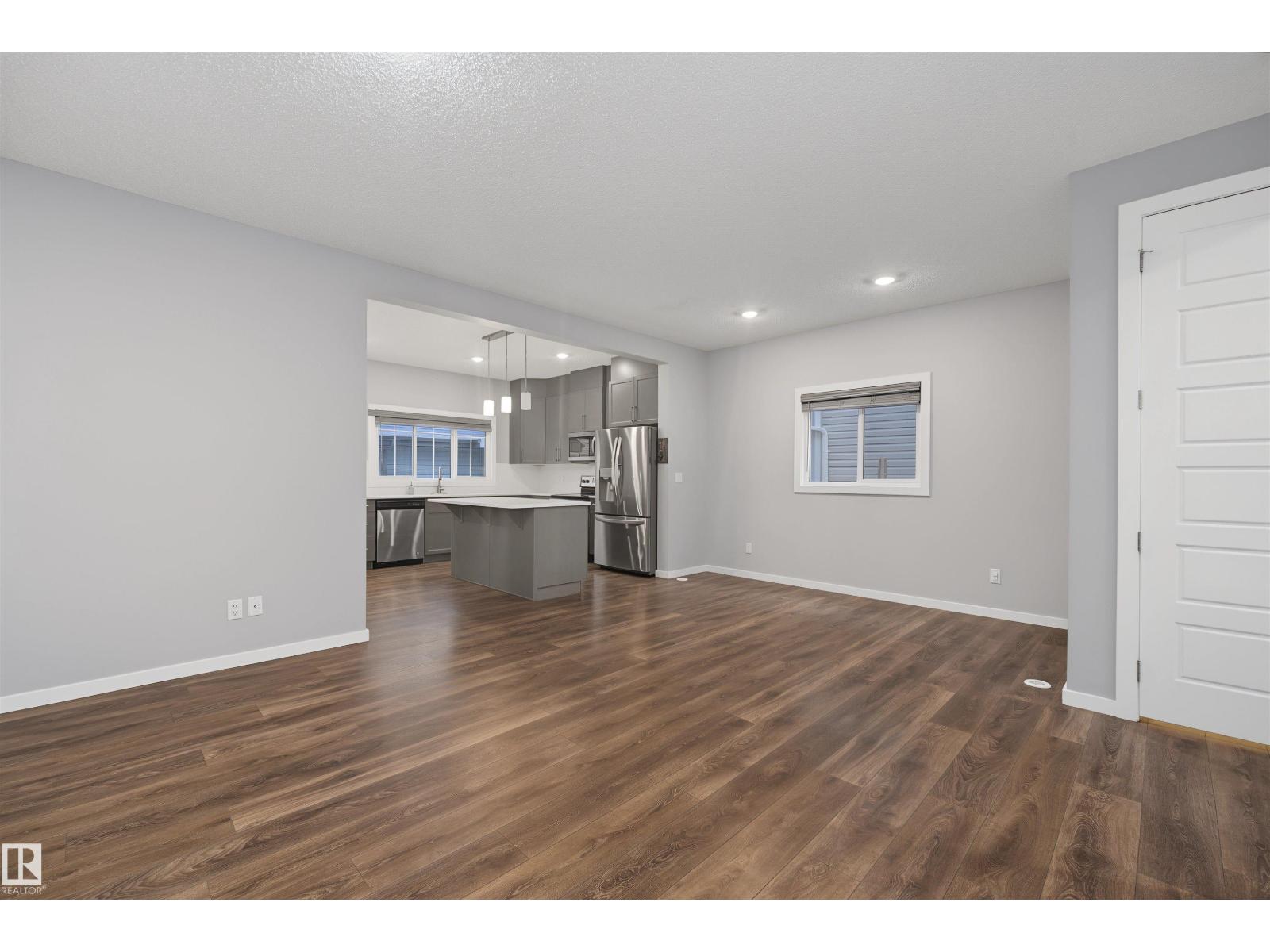1825 25A ST NW - 5