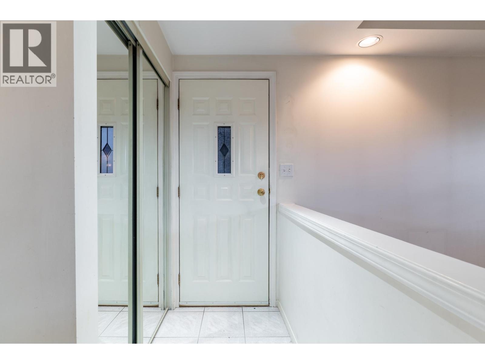 3581 6TH Avenue, Vancouver, British Columbia, V6R1T5, Vancouver, British Columbia — photo 5 of 5