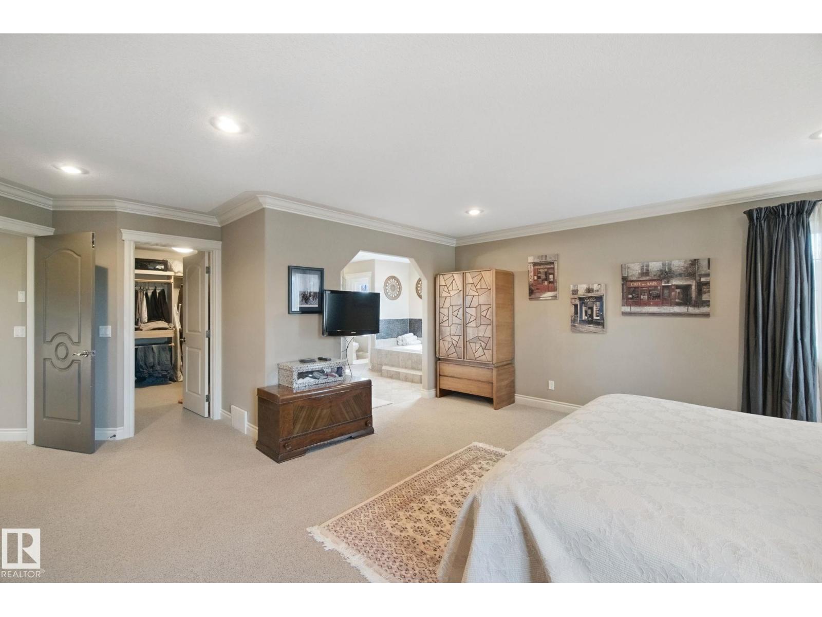 #544 52304 RGE ROAD 233 - 37