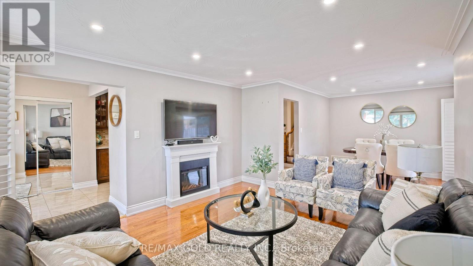 7428 PICKFAIR DRIVE - 14