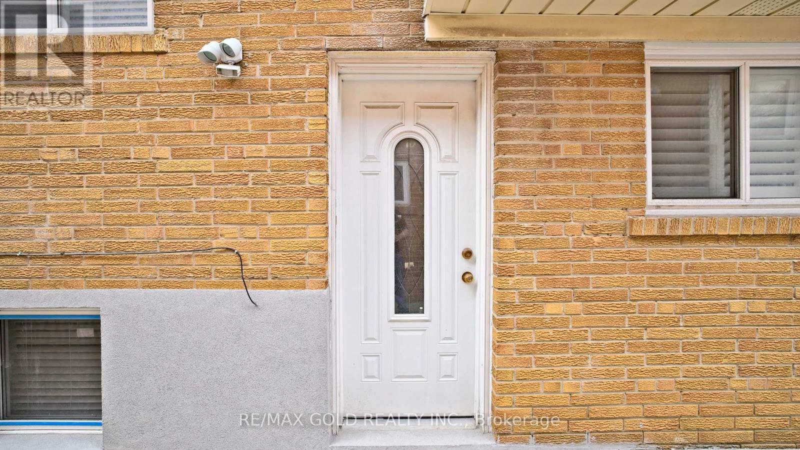 7428 PICKFAIR DRIVE - 29