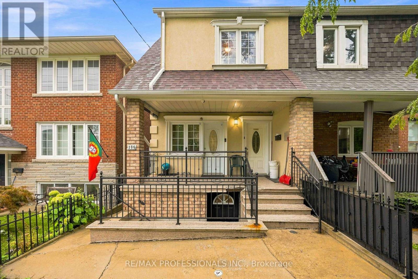 Photo of 166 Caledonia Road