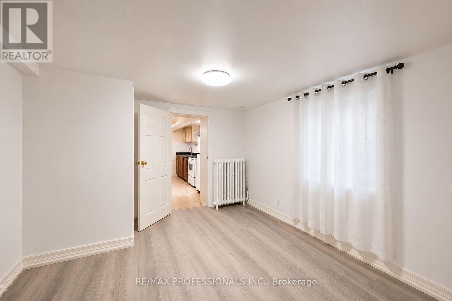 166 CALEDONIA ROAD - 23