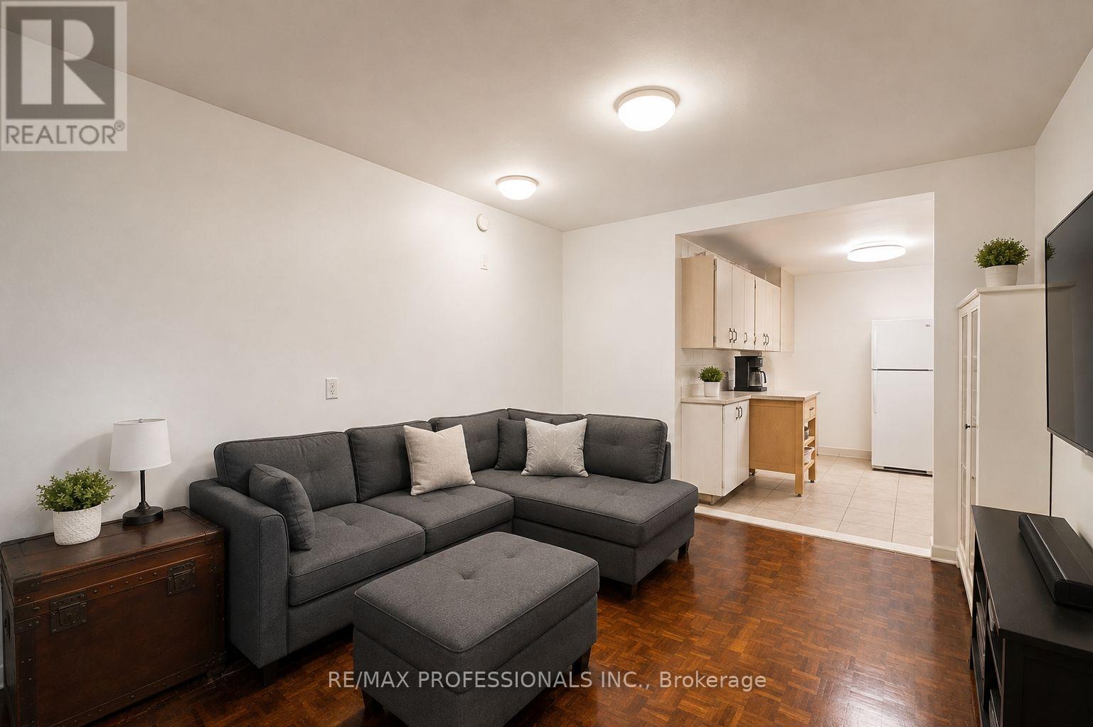 166 CALEDONIA ROAD - 9