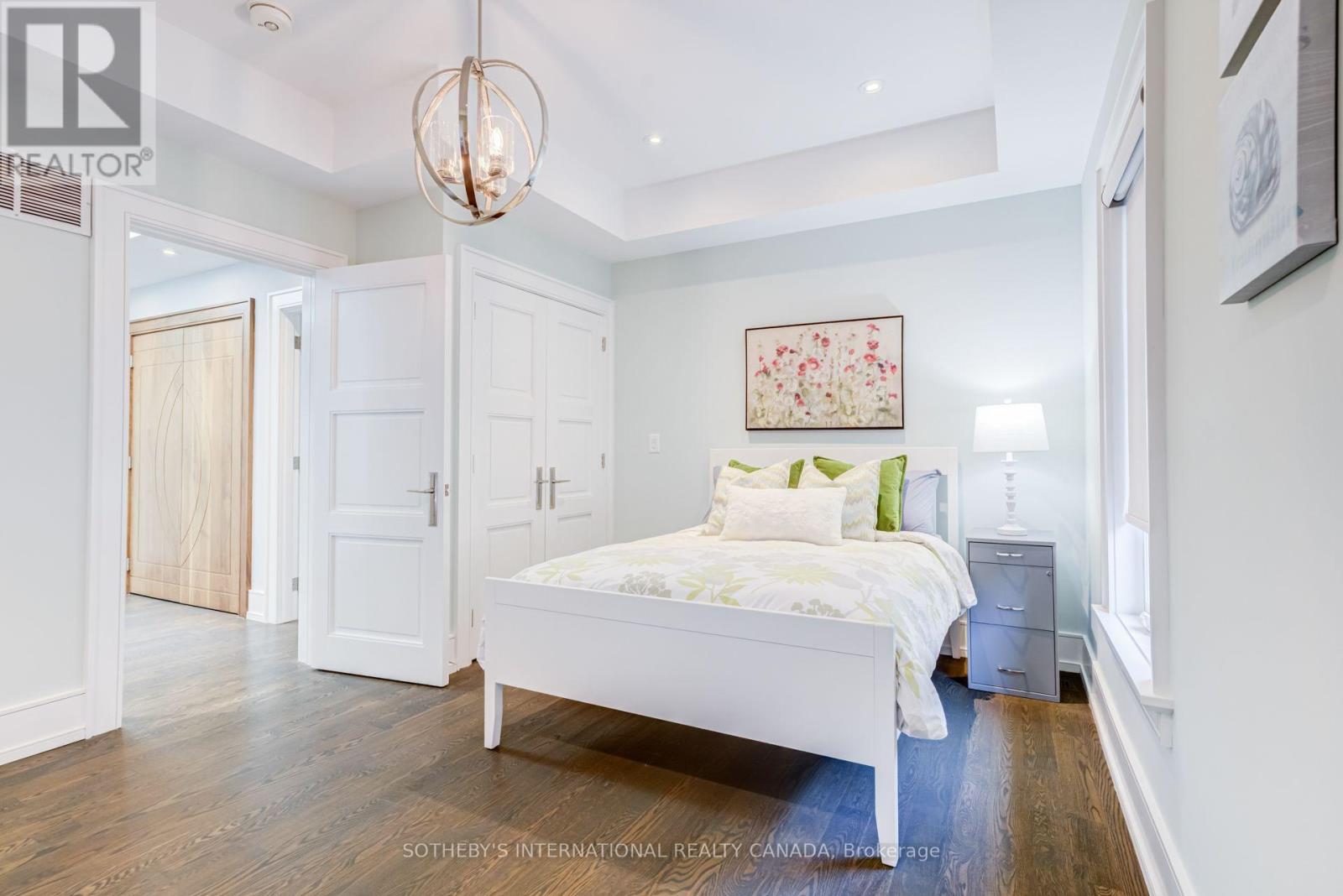 29 OAKWOOD AVENUE S - 20
