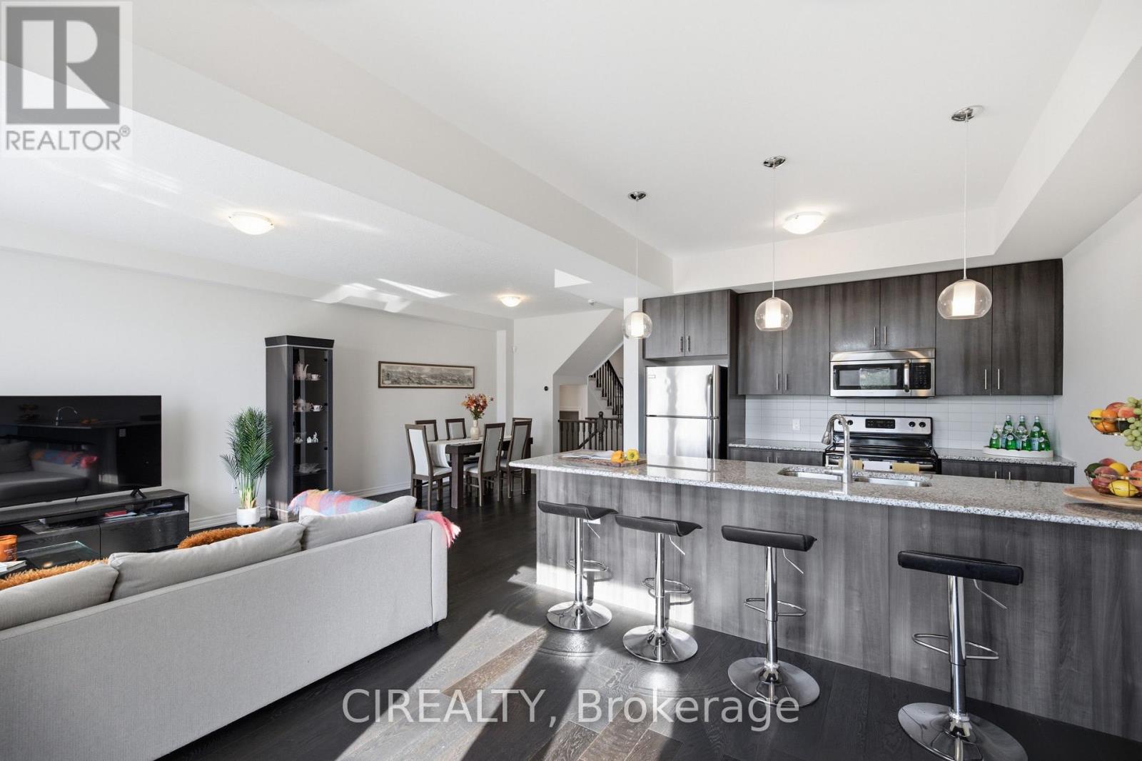 3352 STALYBRIDGE ROAD - Image 9