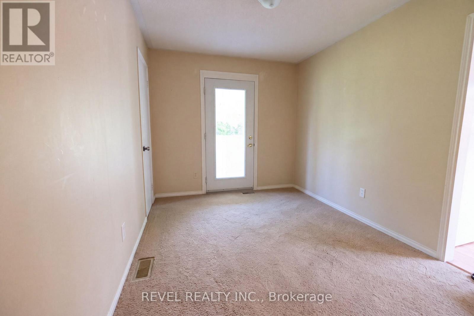 176 TOWERHILL ROAD - 12
