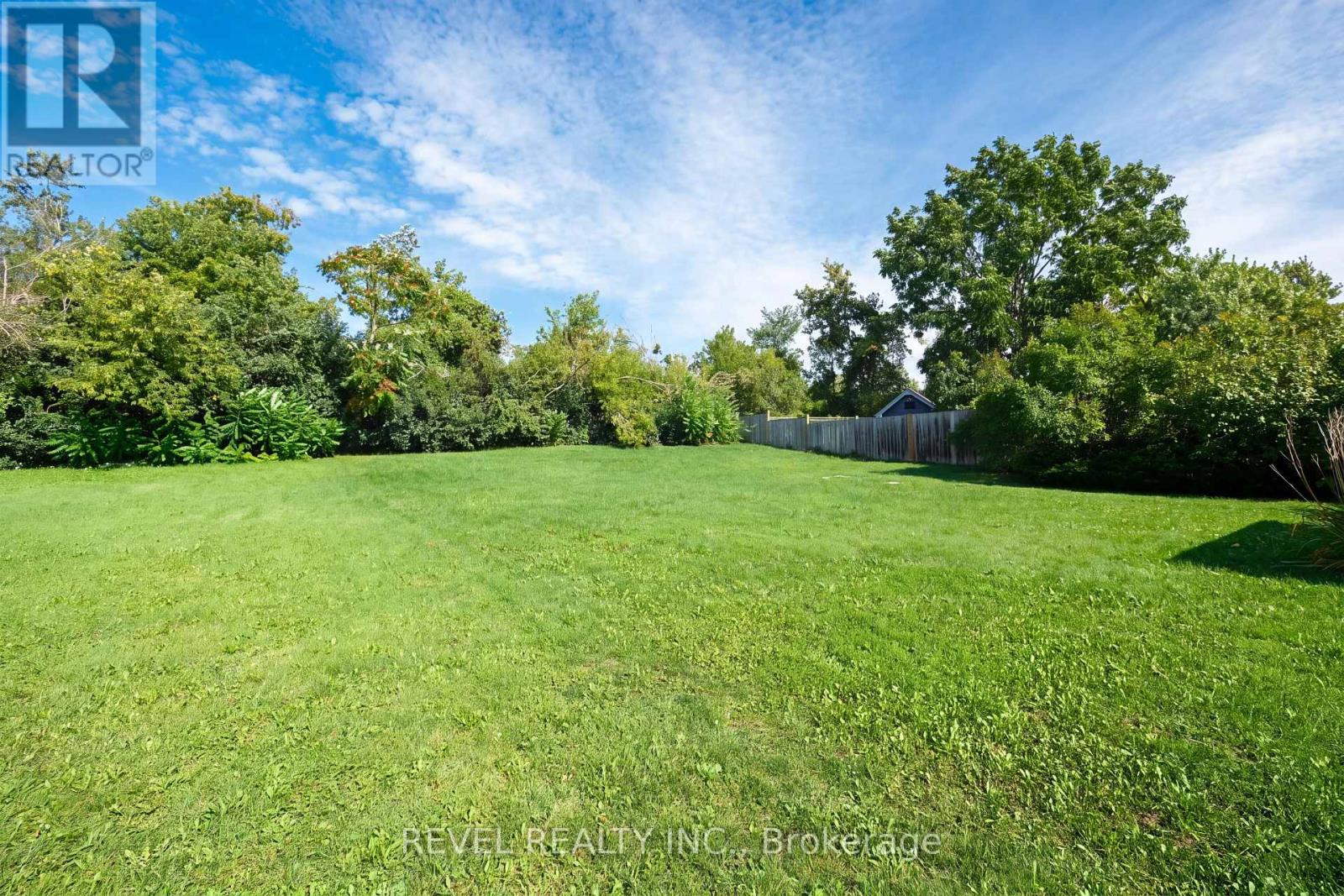 176 TOWERHILL ROAD - 3