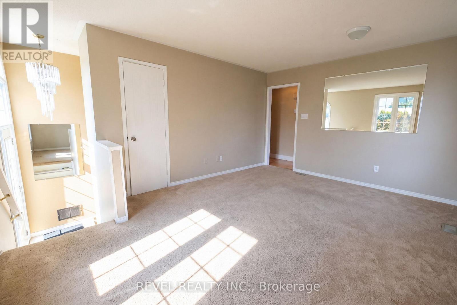 176 TOWERHILL ROAD - 4