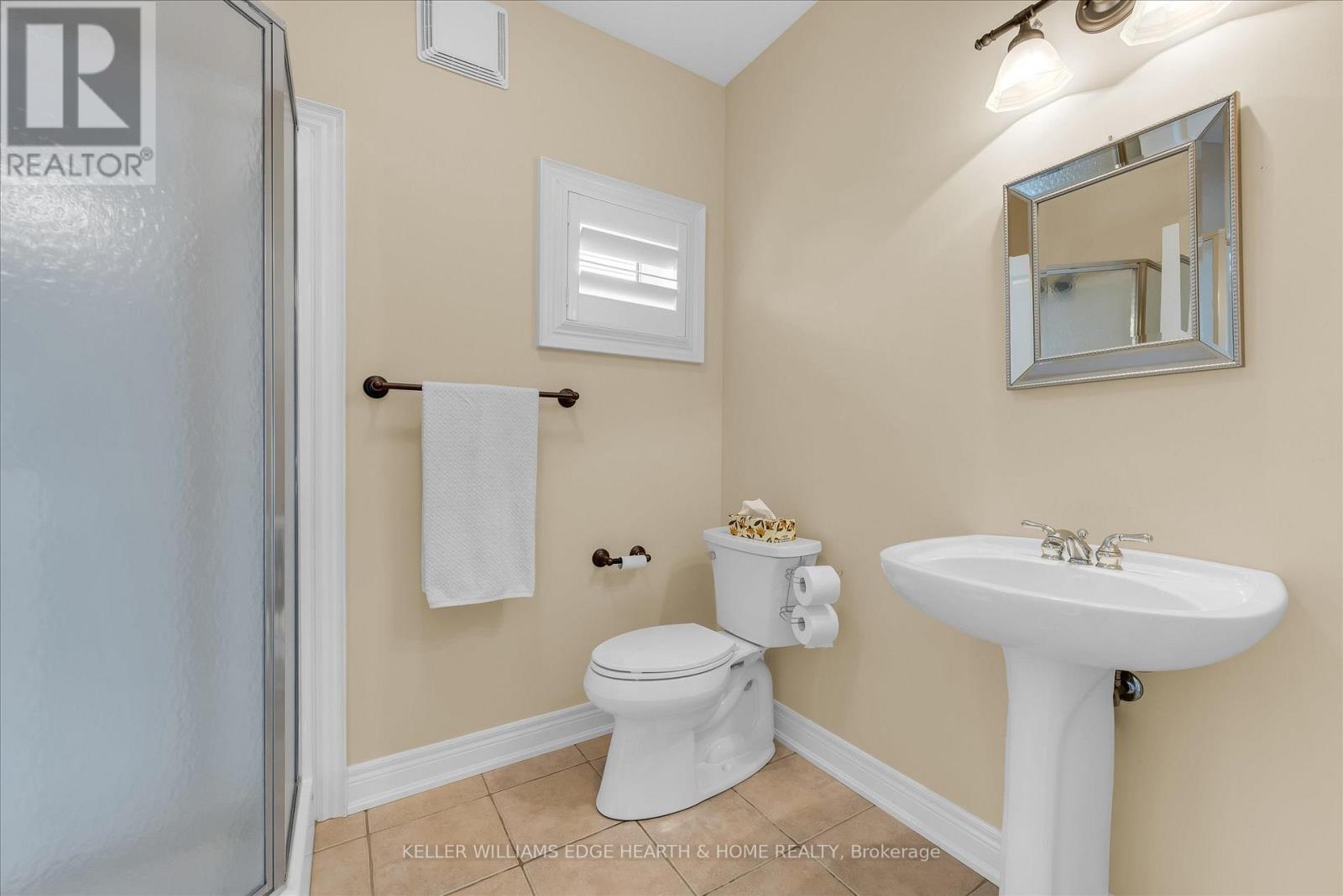 152 SUNRISE COURT - 30