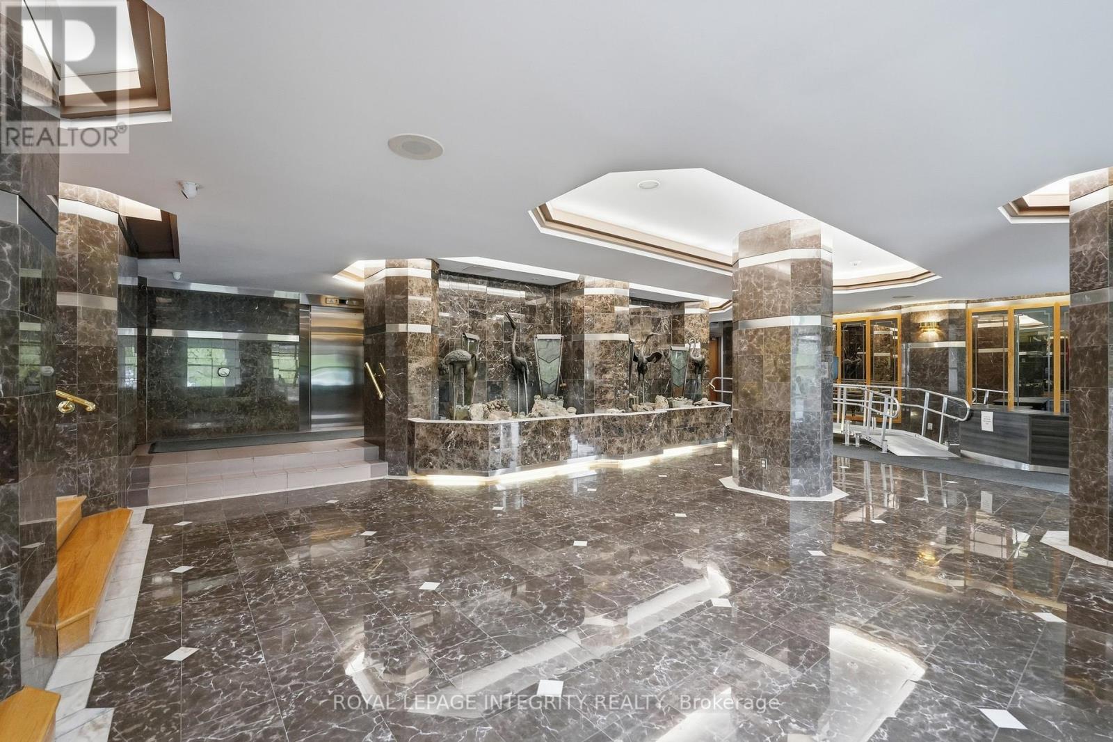 #1208 2760 CAROUSEL CRESCENT - Image 27
