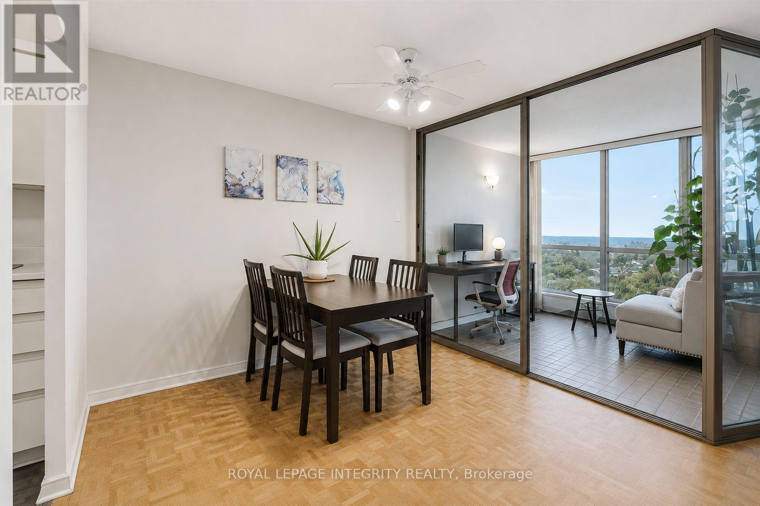 #1208 2760 CAROUSEL CRESCENT - Image 4