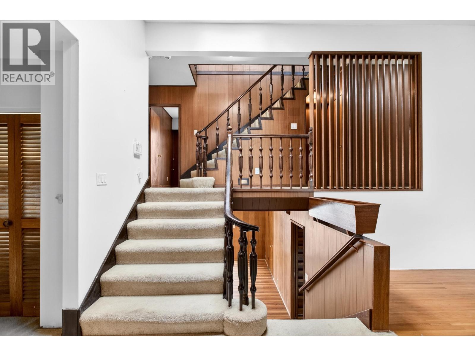 642 53RD Avenue, Vancouver, British Columbia, V6P1K3, Vancouver, British Columbia — photo 4 of 5