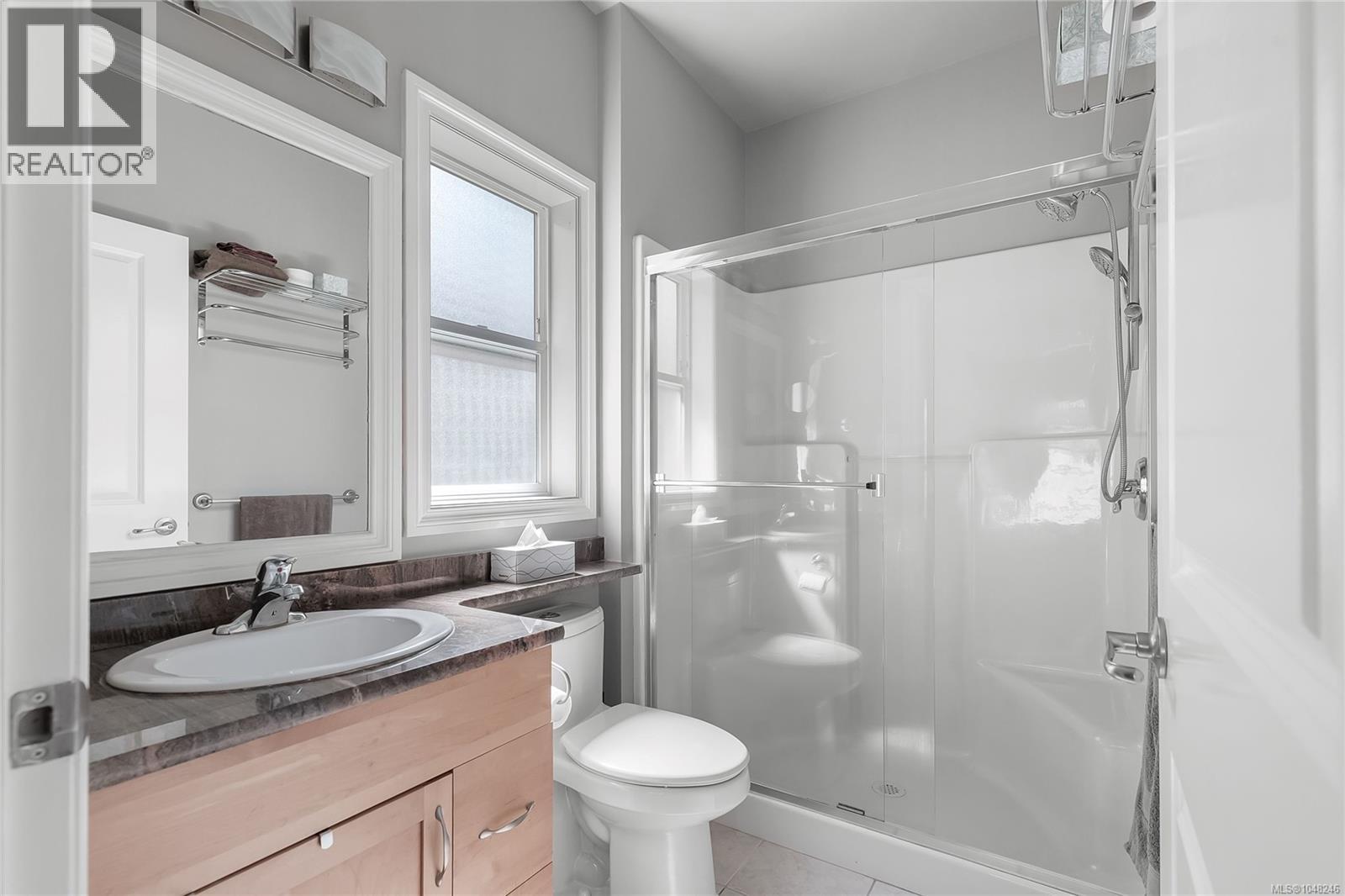 6104 Avery Lane, Nanaimo