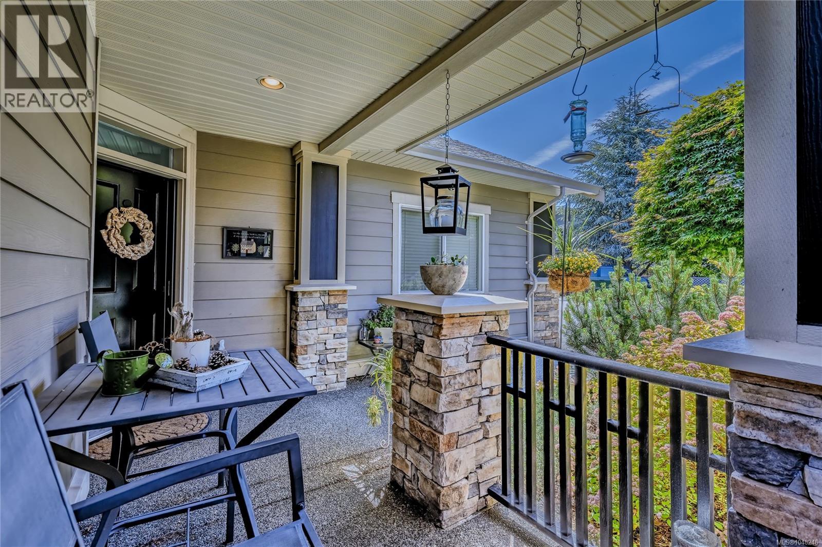 6104 Avery Lane, Nanaimo
