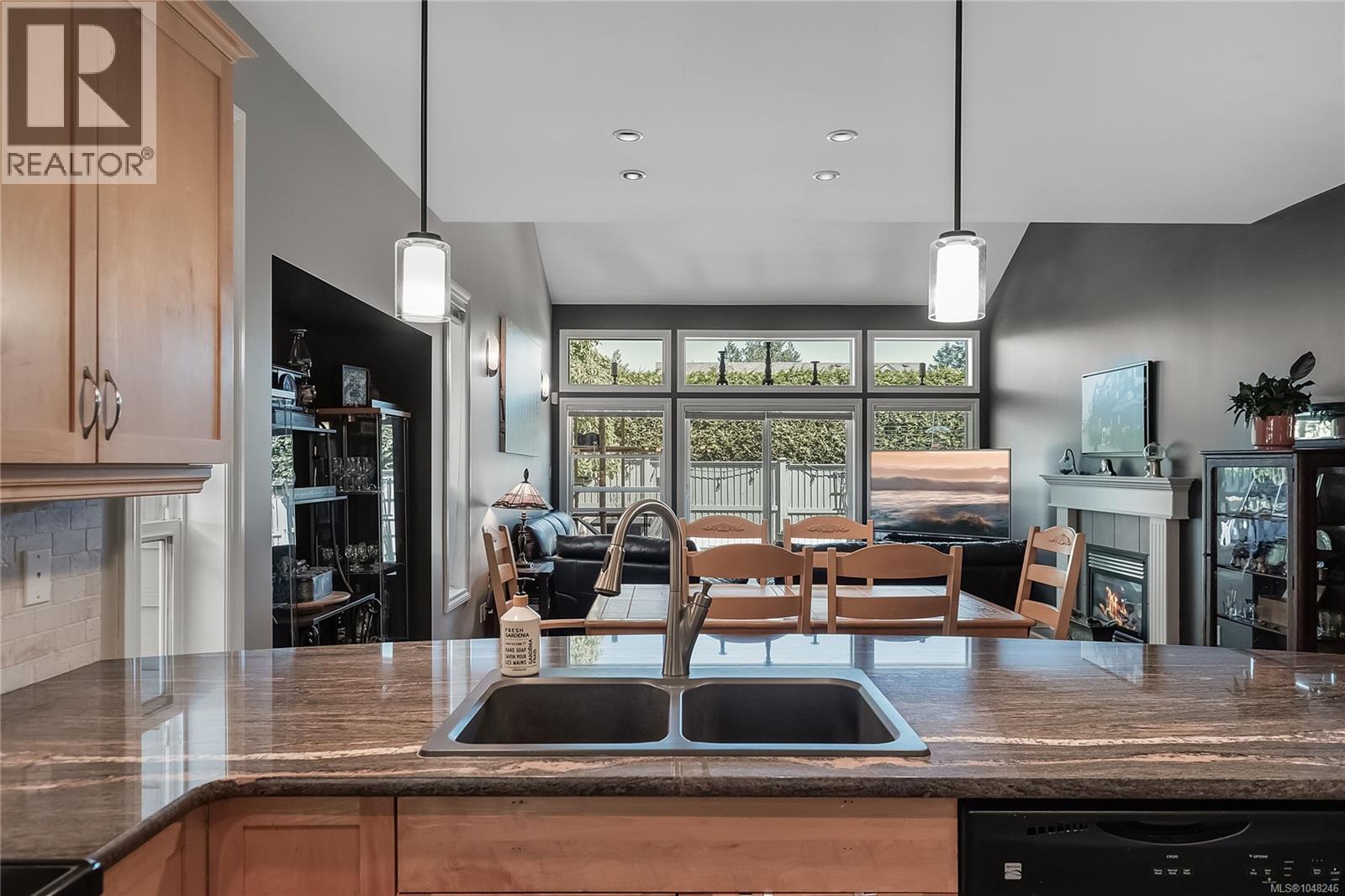 6104 Avery Lane, Nanaimo