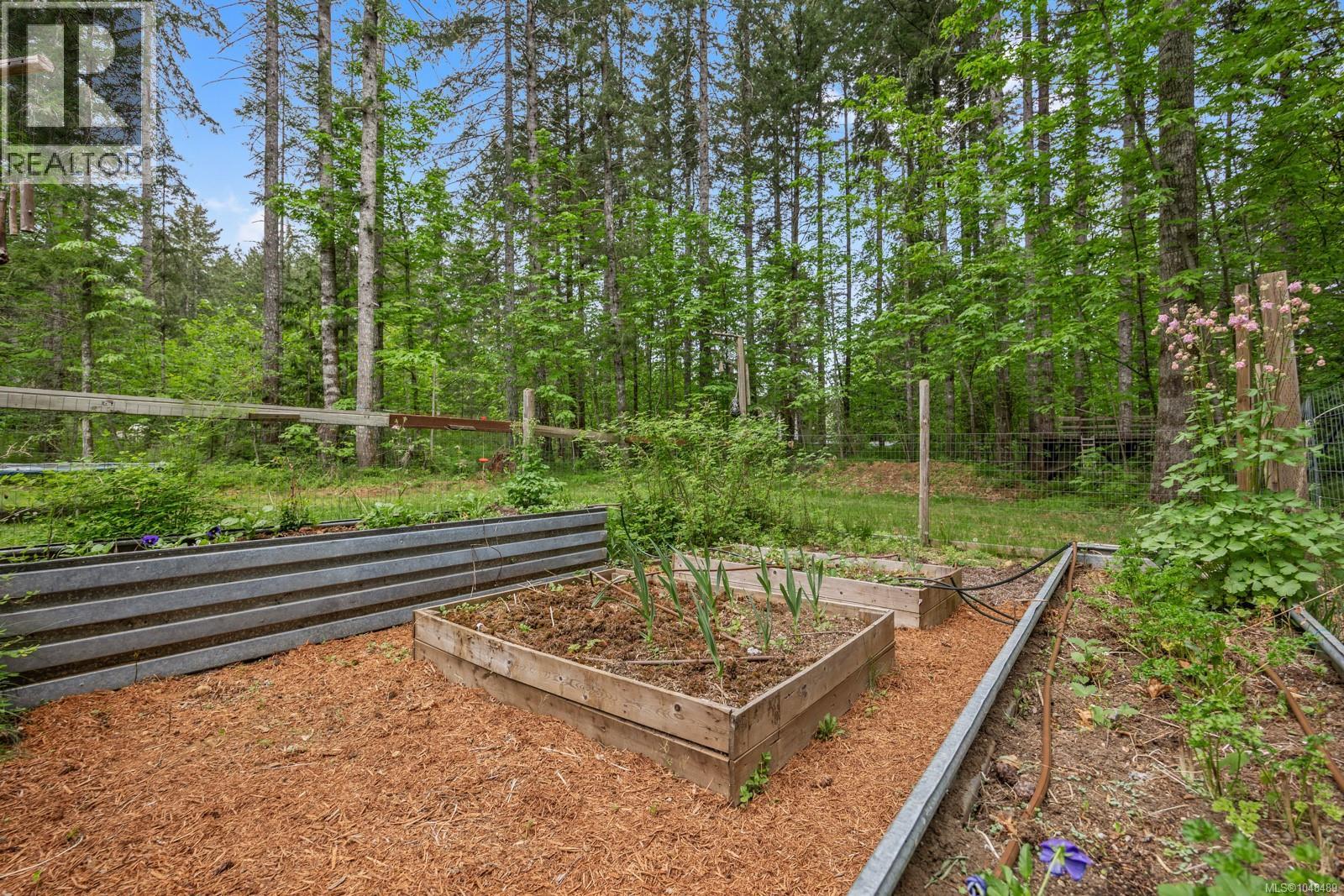 9525 Doyle Rd - 14