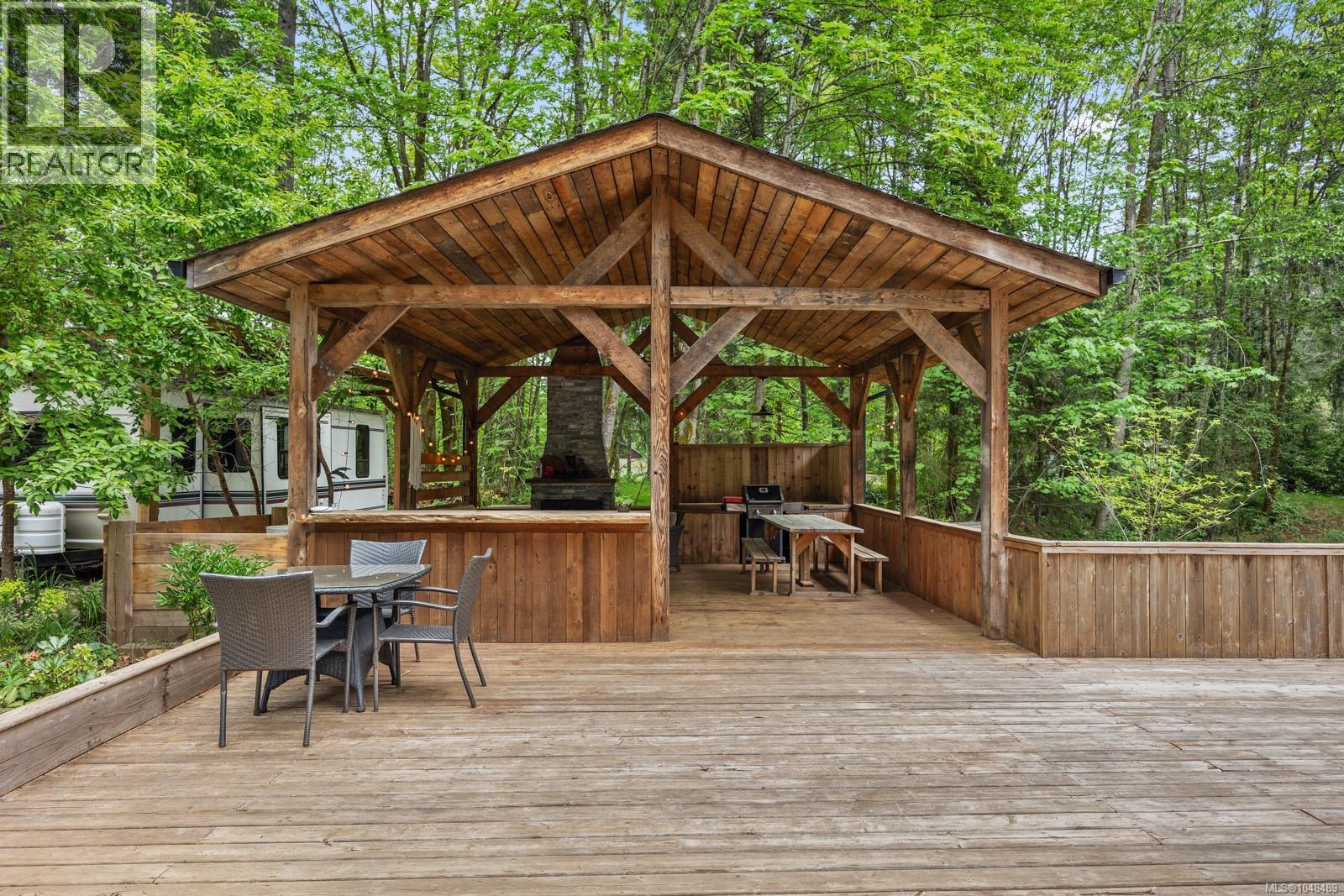 9525 Doyle Rd - Image 19