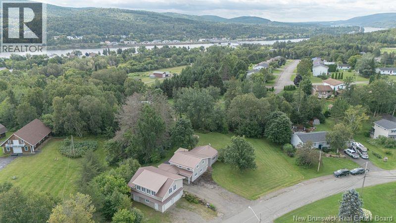51 Hillcrest Drive, Perth-Andover, New Brunswick, E7H2G7, Perth-Andover, New Brunswick — photo 3 of 5