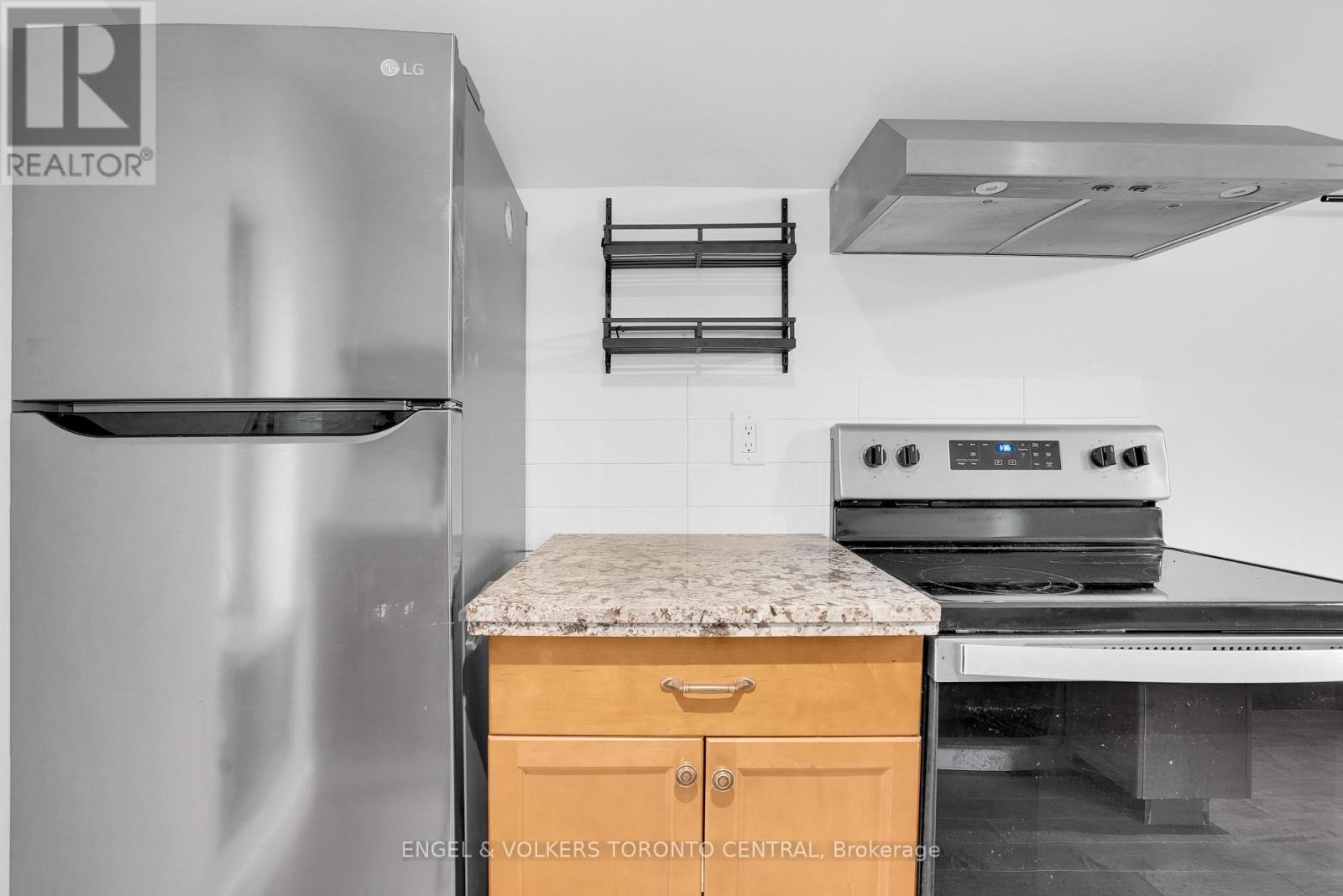 204 COX MILL ROAD - Image 19