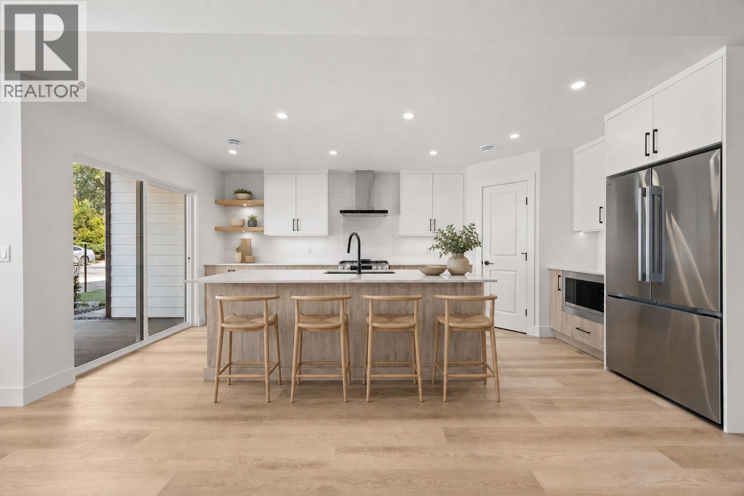 #1 773 Kinnear Avenue, Kelowna, British Columbia, V1Y5B2, Kelowna, British Columbia — photo 5 of 5