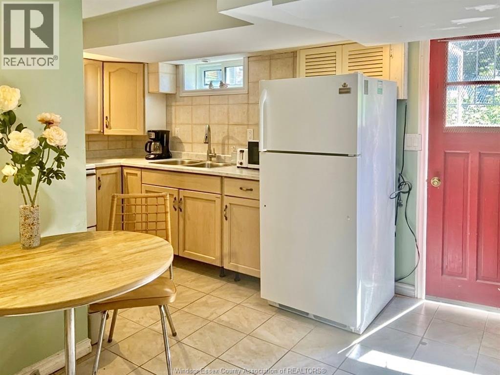 #BASEMENT 1669 CHERRYLAWN, Windsor, Ontario, N9E1P6, Windsor, Ontario — photo 5 of 5