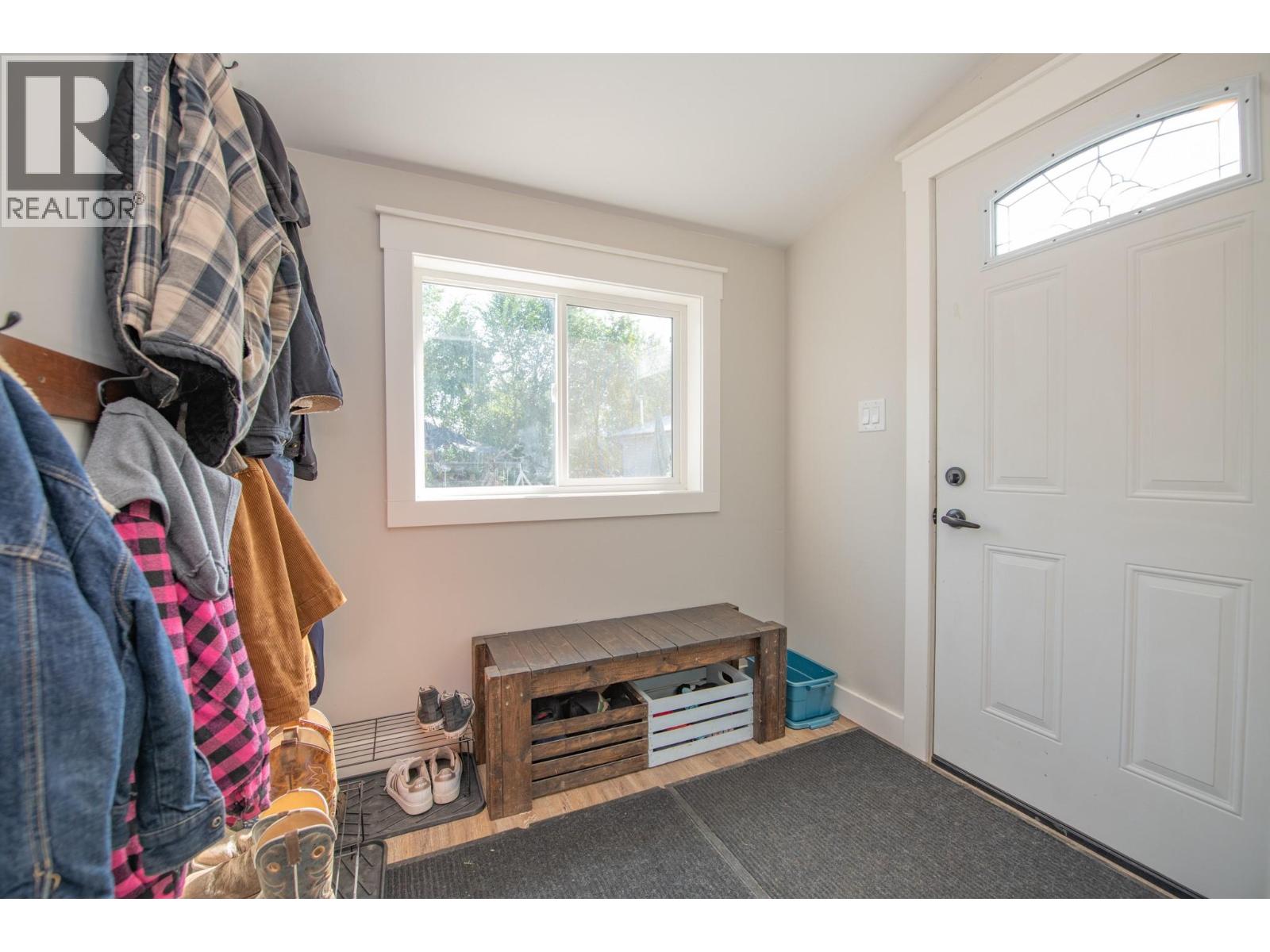 106 West Enderby Road - 10