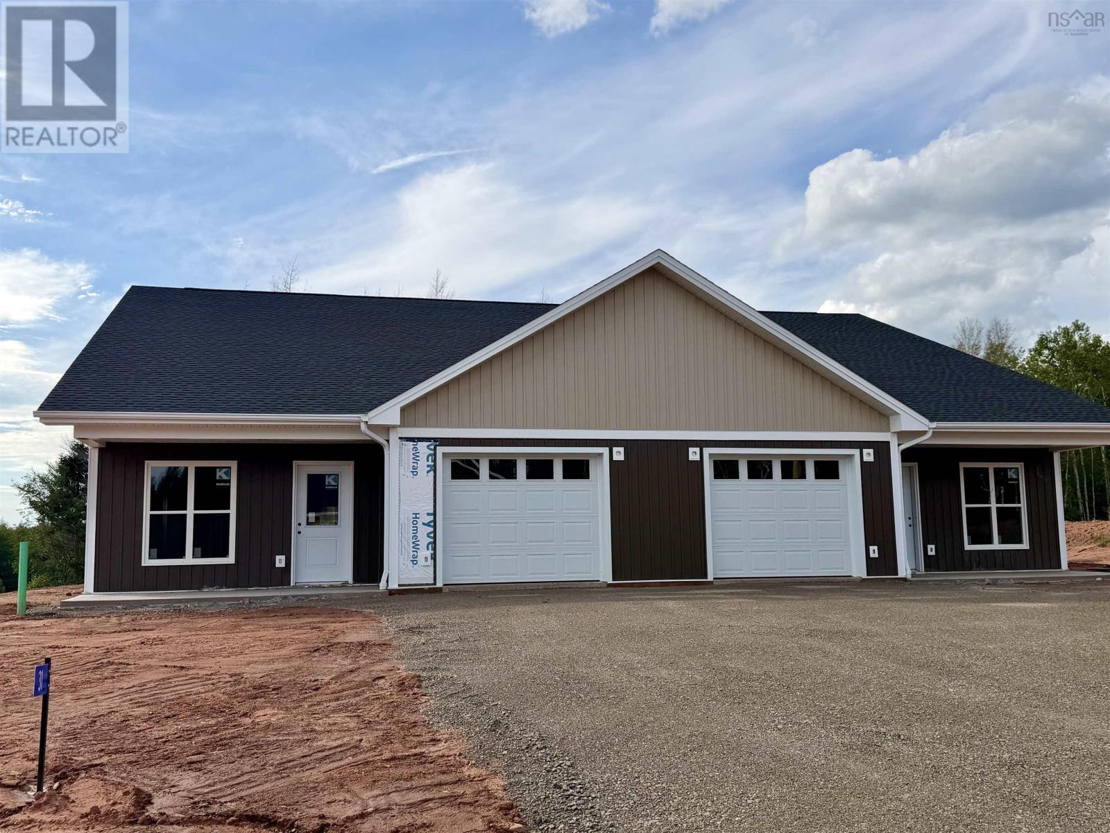 31 LONGVIEW Drive - 1