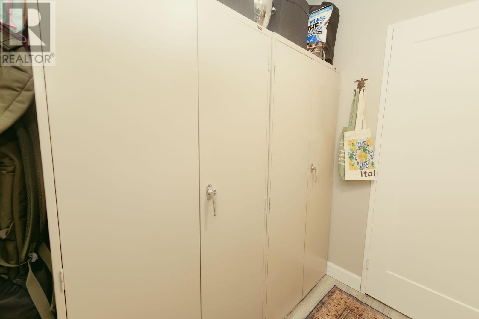 89 Pine ST # 610 - Image 28