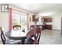 201 Parkside Crescent, Innisfil, ON L9S1G2 Photo 9